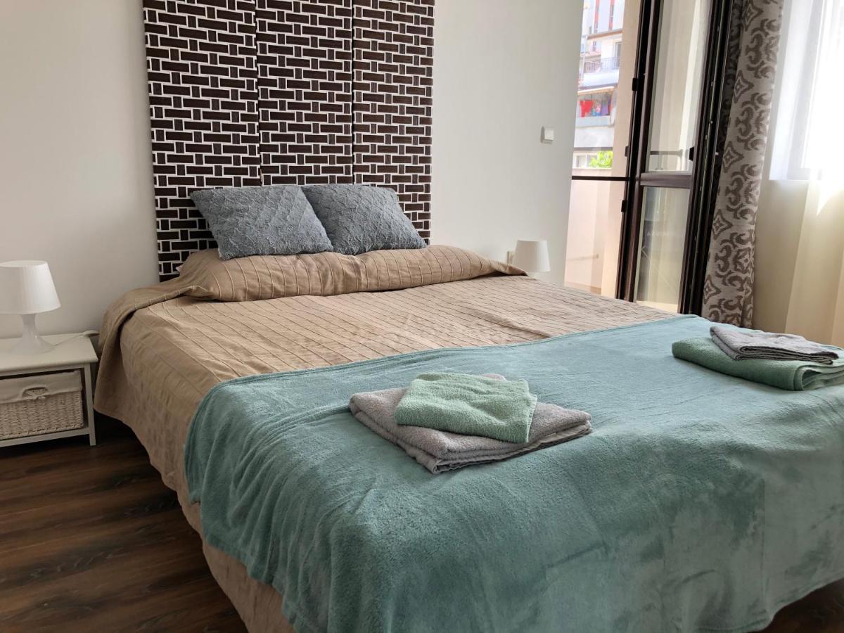 Sunny Shore Burgas Apartment Buitenkant foto
